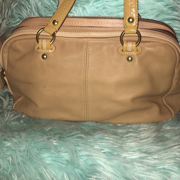 Coach Bag - Picture 2 of 8